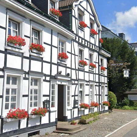 Hotel Zur Post Dabringhausen - Contactless Self Check-In Вермельскирхен Экстерьер фото
