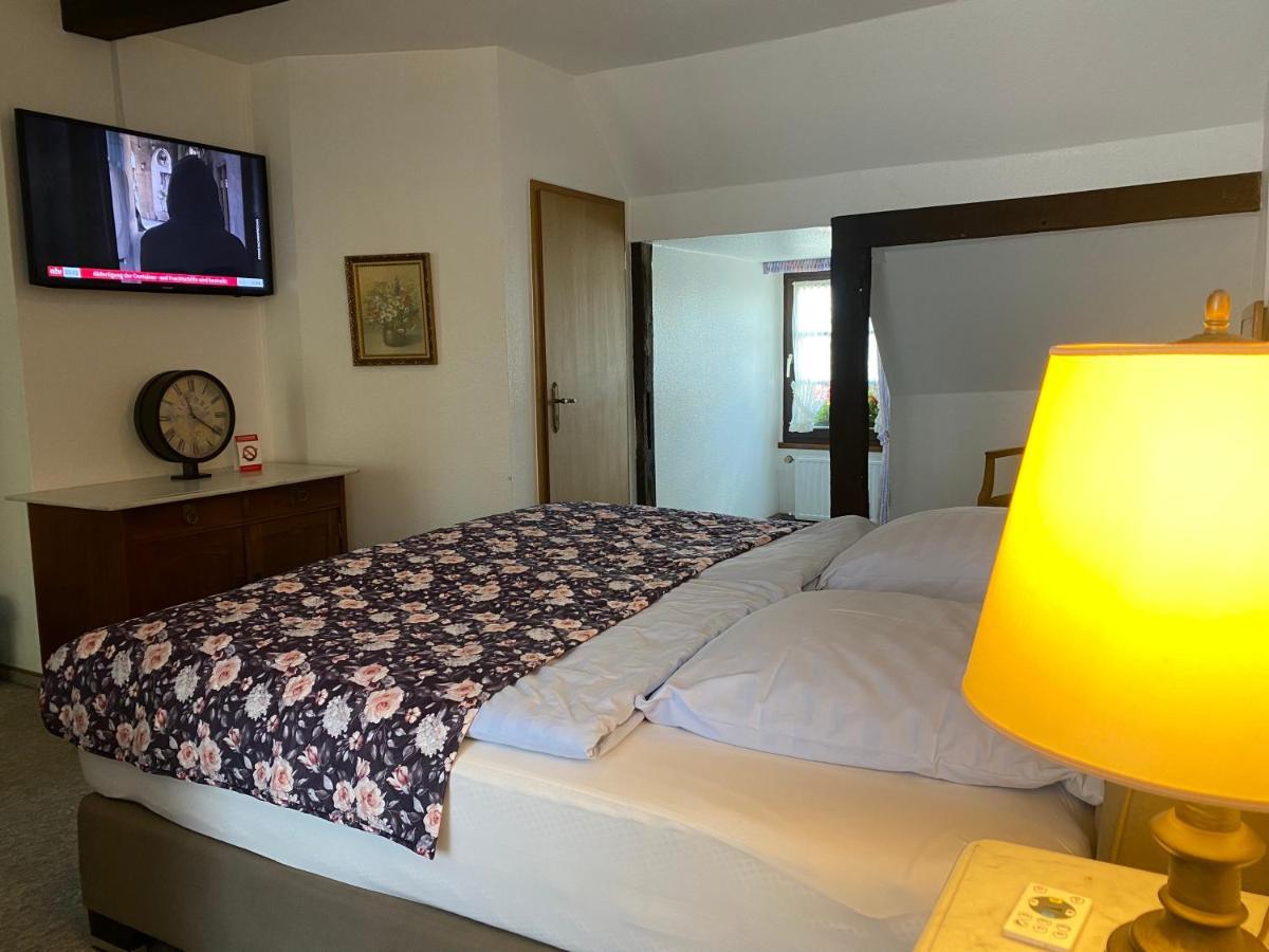 Hotel Zur Post Dabringhausen - Contactless Self Check-In Вермельскирхен Экстерьер фото